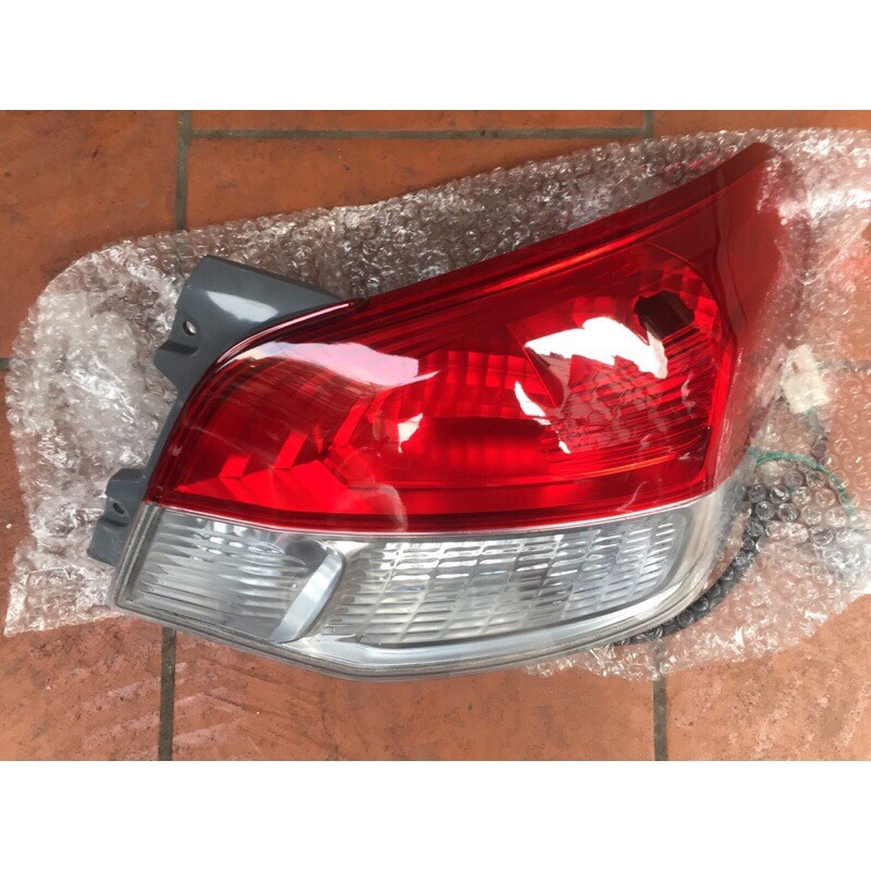 Đèn hậu mitsubishi attrage 2014 2015 2016 2017 2018 2019