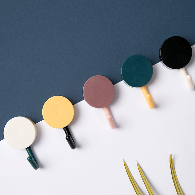 Móc nhựa HT SHOP dán tường trang trí nhiều màu sắc DN100