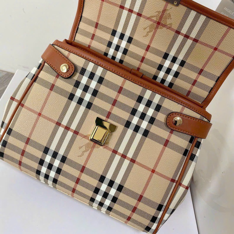 Túi Bbr công sở sắc nét