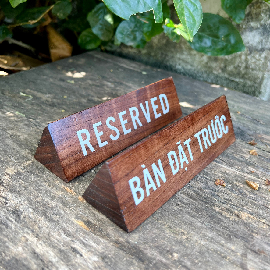 Bảng gỗ Đặt Bàn - Reserved sang trọng, vintage dành cho nhà hàng - LUXI DECOR
