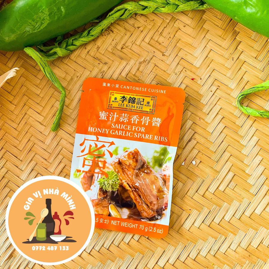 SỐT SƯỜN MẬT ONG TỎI LEE KUM KEE - GÓI 70GR