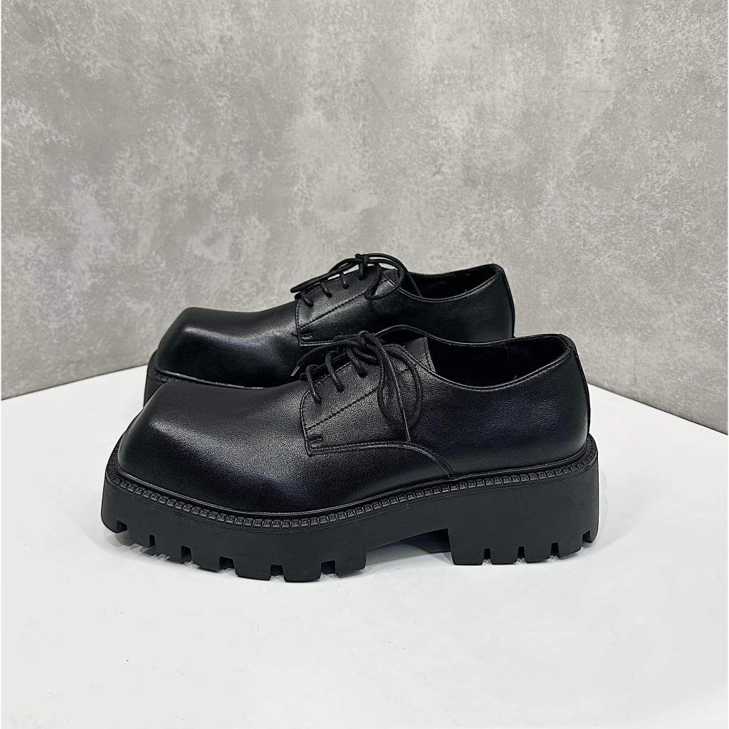 GIÀY MŨI VUÔNG DÂY THẮT- CHUOTCONG 3101D