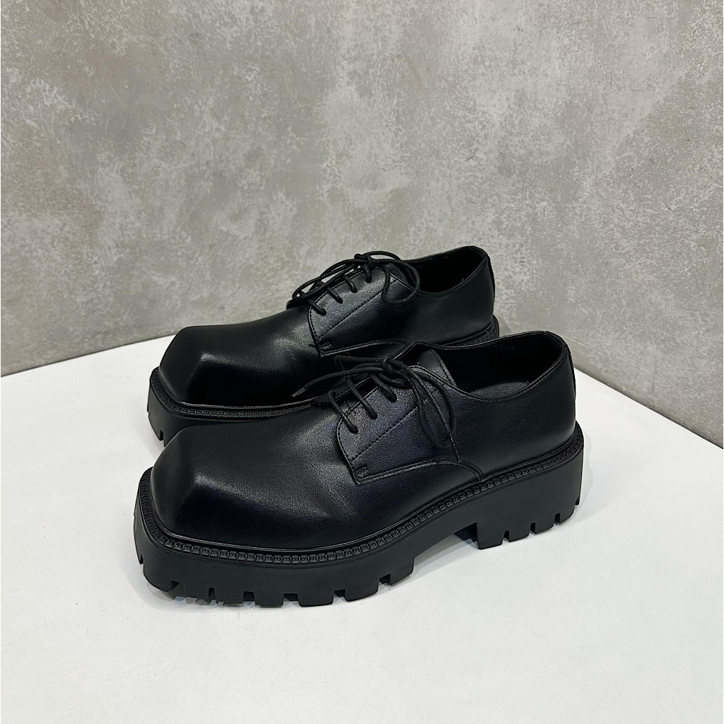 GIÀY MŨI VUÔNG DÂY THẮT- CHUOTCONG 3101D