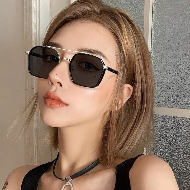 Kính Mát Thời Trang Nam Nữ 7718 Gọng Cầu From Vuông Chromheat Kiểu Dáng Hot Trend