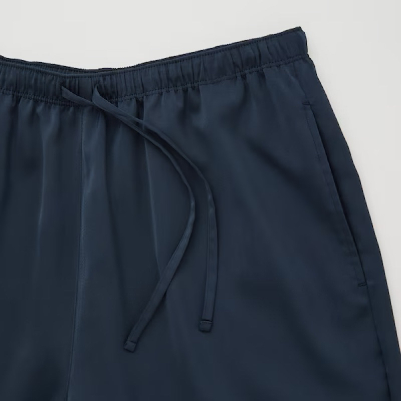 Bộ mặc nhà Pyjama Uni qlo