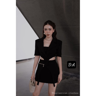 Đầm dáng chữ A cổ vest khoét eo kèm áo quây Datasco