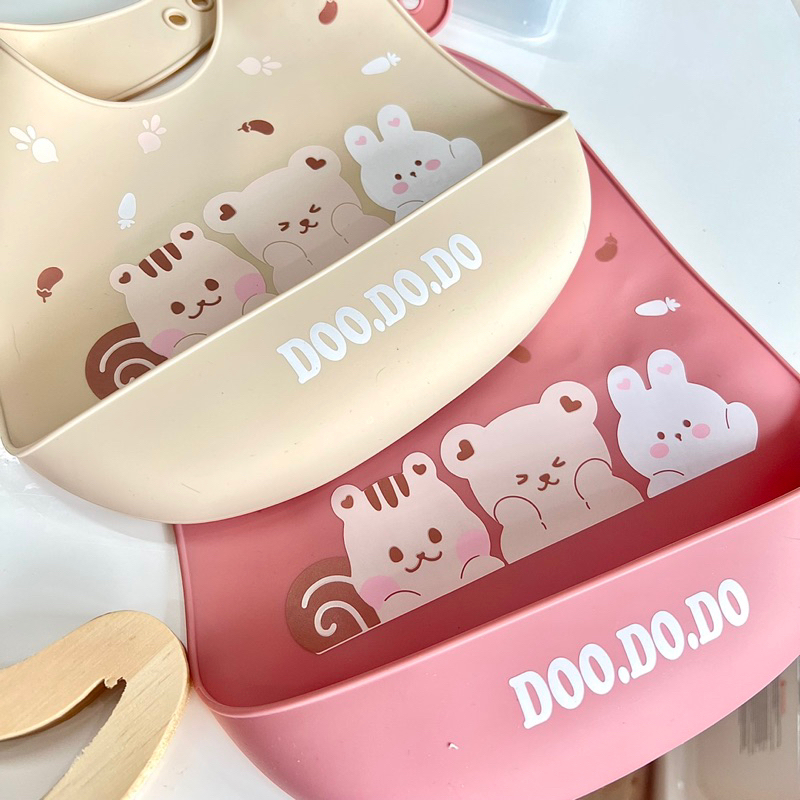 Yếm ăn dặm silicone cho bé DOO.DO.DO hoạ tiết hình thú đáng yêu tặng kèm hộp đựng yếm