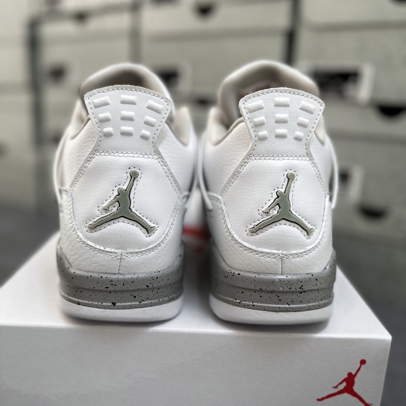 Giày Sneaker AJ4 4 Retro 'White Oreo'•Chuẩn SC Full Tặng Kèm Tất