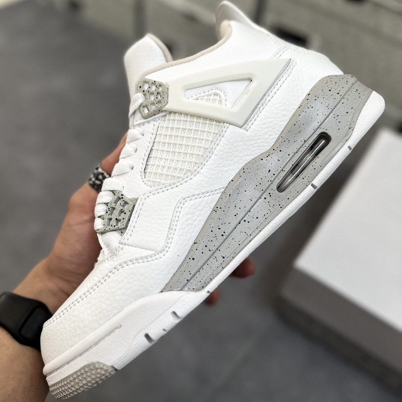 Giày Sneaker AJ4 4 Retro 'White Oreo'•Chuẩn SC Full Tặng Kèm Tất
