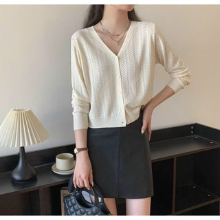 Khoác len lạnh cổ tim chất mỏng mẫu mới