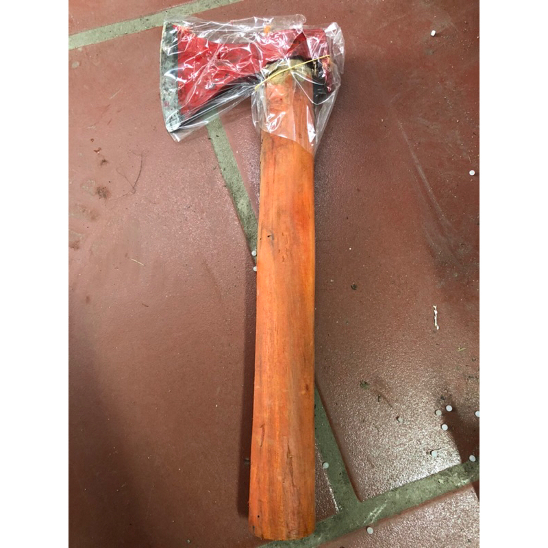 Búa rìu cán gỗ