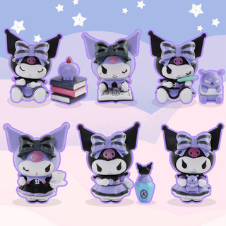 Mô hình size 6-7cm trang trí bàn học bánh kem hoạt hình Sanrio Kuromi Bói toán dễ thương