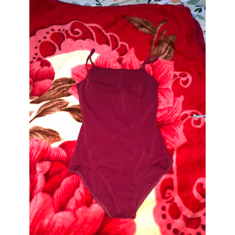 Swimsuit, đồ bơi liền thân và váy bơi