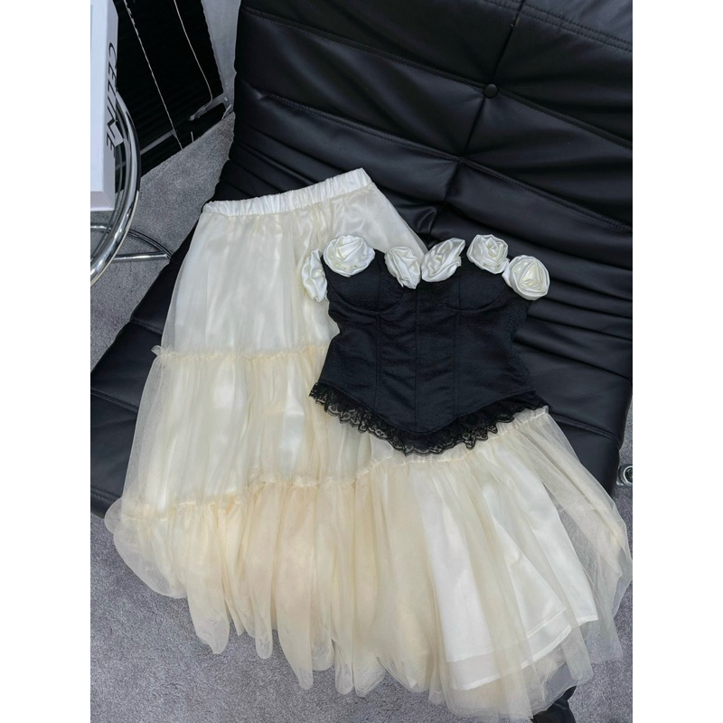 Set áo tapta đính hoa chân váy lưới