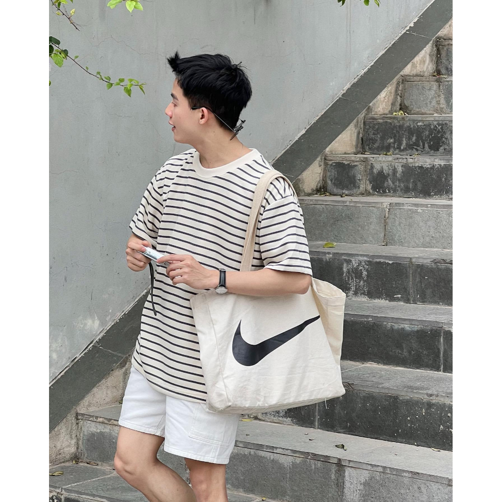 Áo Thun Nam Basic Phối Kẻ Cực Trẻ Trung Năng Động