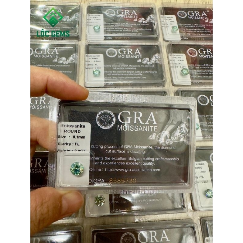 (7.2 - 13.0mm) Kim Cương Moissanite màu Xanh Nhạt BLue, Giấy kiểm định quốc tế GRA. Hàng Mỹ USA.
