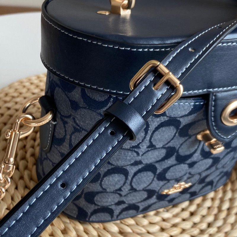 Túi coach kay dáng hộp