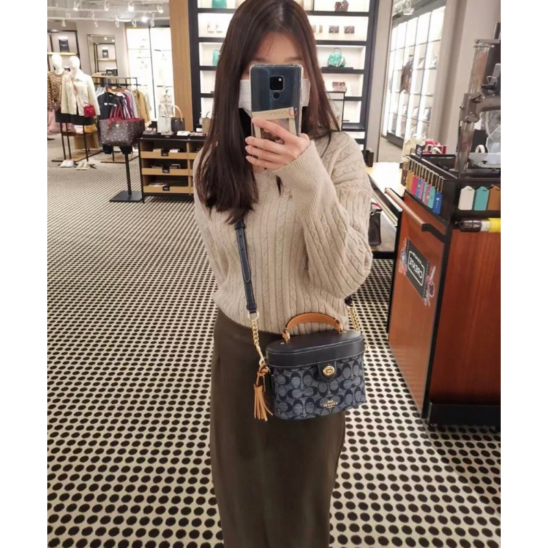 Túi coach kay dáng hộp