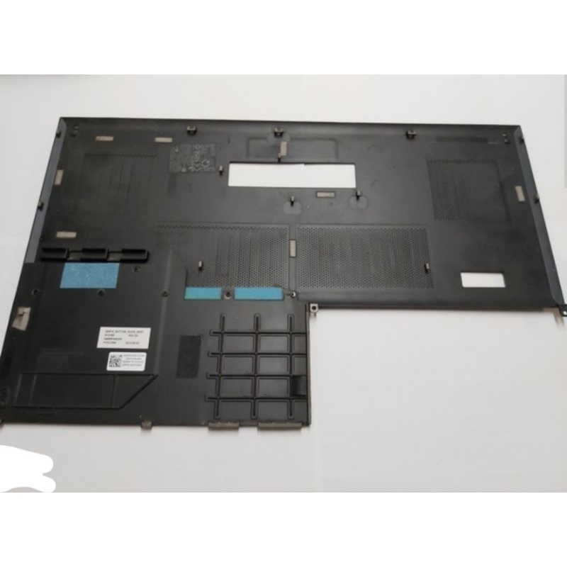 🔵 NẮP D DELL PRECISION M6700 zin tháo máy