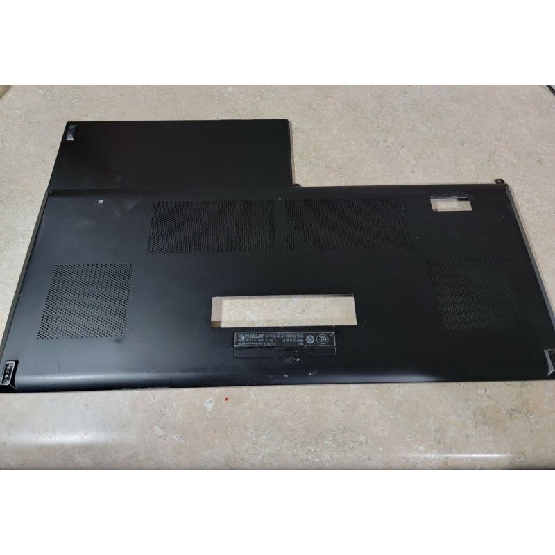 🔵 NẮP D DELL PRECISION M6700 zin tháo máy