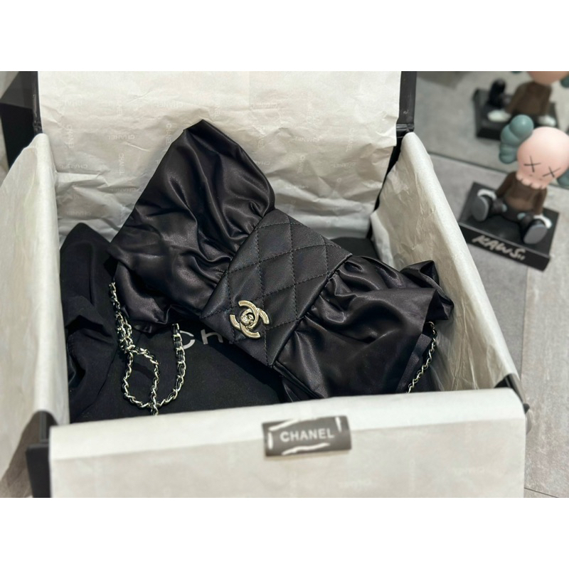 CHÀN NEO CLUTCH EVENING CHẤT VẢI LỤA SANTI SIZE 19CM FULLBOX VIP