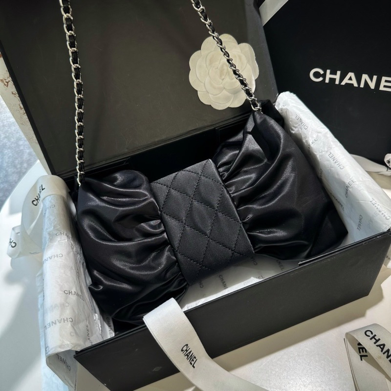 CHÀN NEO CLUTCH EVENING CHẤT VẢI LỤA SANTI SIZE 19CM FULLBOX VIP