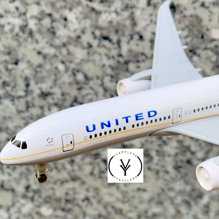 MÔ HÌNH MÁY BAY KIM LOẠI UNITED AIRLINE CAO CẤP CÓ BÁNH XE  FULLBOX