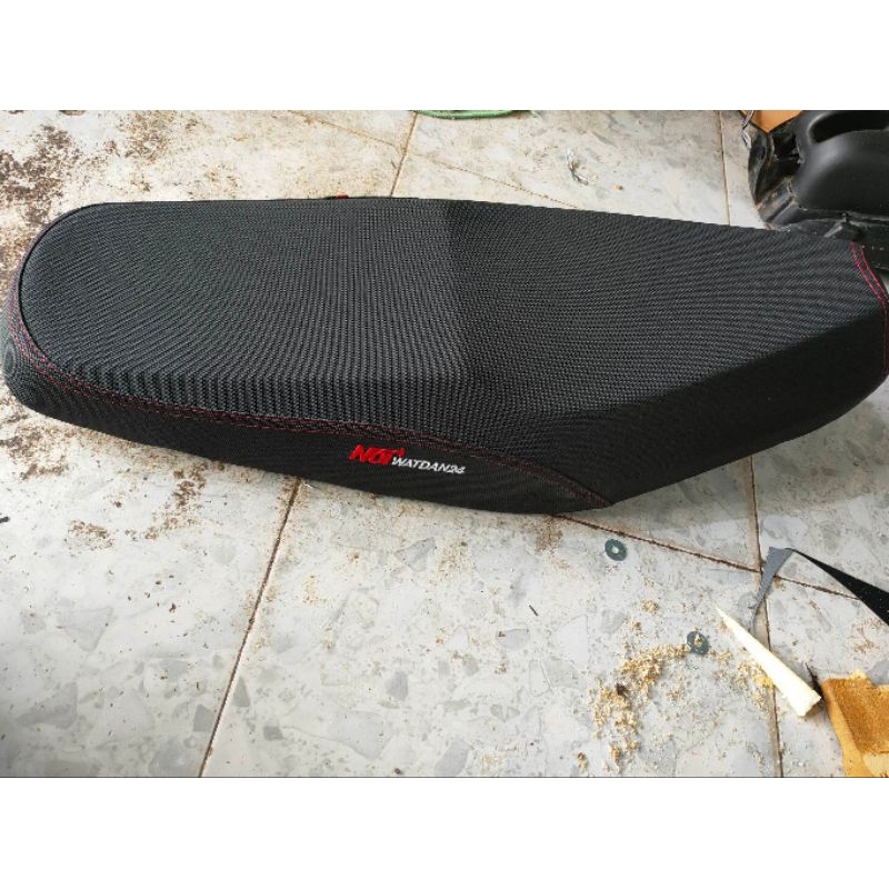 Yên xe Sirius gọt 2 tầng+ TẶNG ÁO YÊN NGẪU NHIÊN