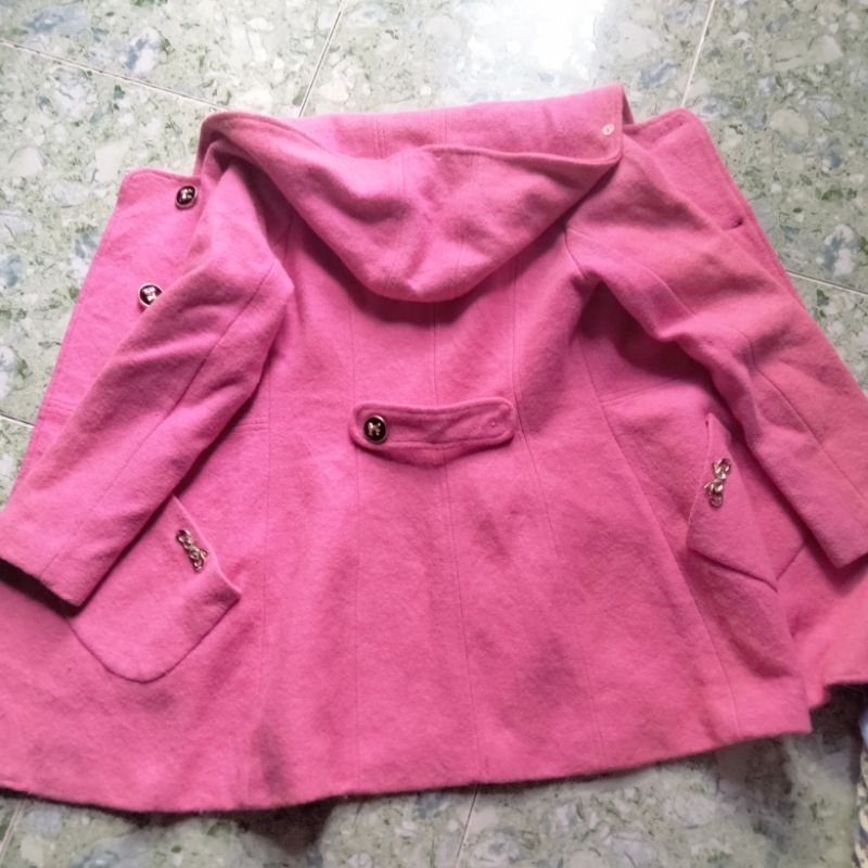 Áo khoác new mất tem còn chua cắt khuy