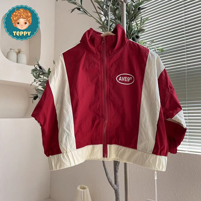 Áo khoác gió bomber đỏ kem cho bé 2 lớp