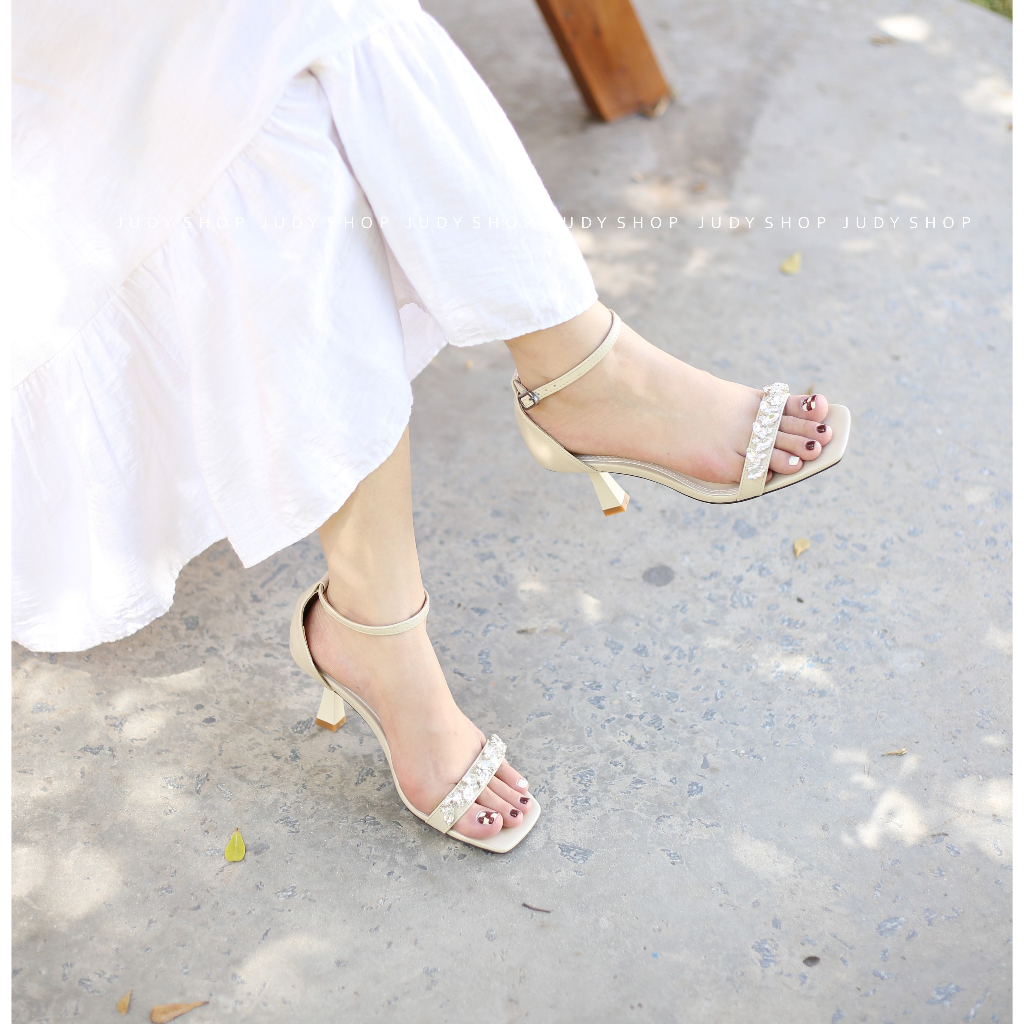 Sandal gót nhọn Capella Quai Ngang Đính Đá 7p Sang Chảnh VNXK