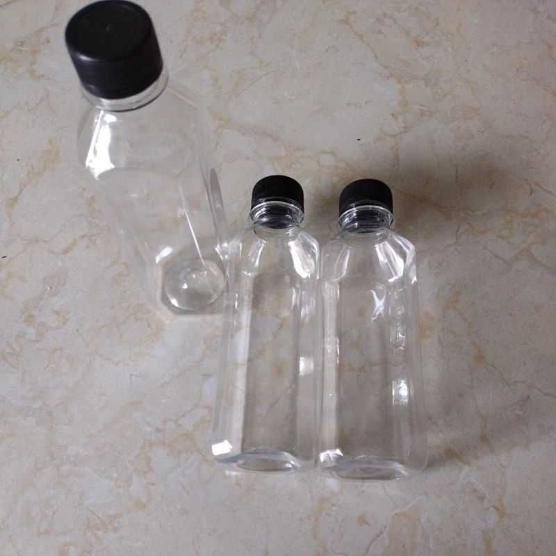chai nhựa vuông thể tích 330ml. chai đựng trà sữa 330ml