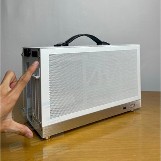 [PCNGON] Vỏ case máy tính Mini ITX Shiny Snake S400 – Trắng (Kèm Riser 3.0)