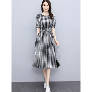 Đầm suông caro cổ tròn được thắt eo tôn dáng basic, tươi trẻ