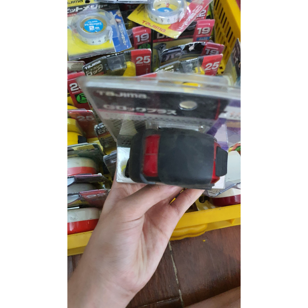 Thước Tajima đo chiều sâu và chiều dài sản xuất tại Nhật cao cấp 5.5m