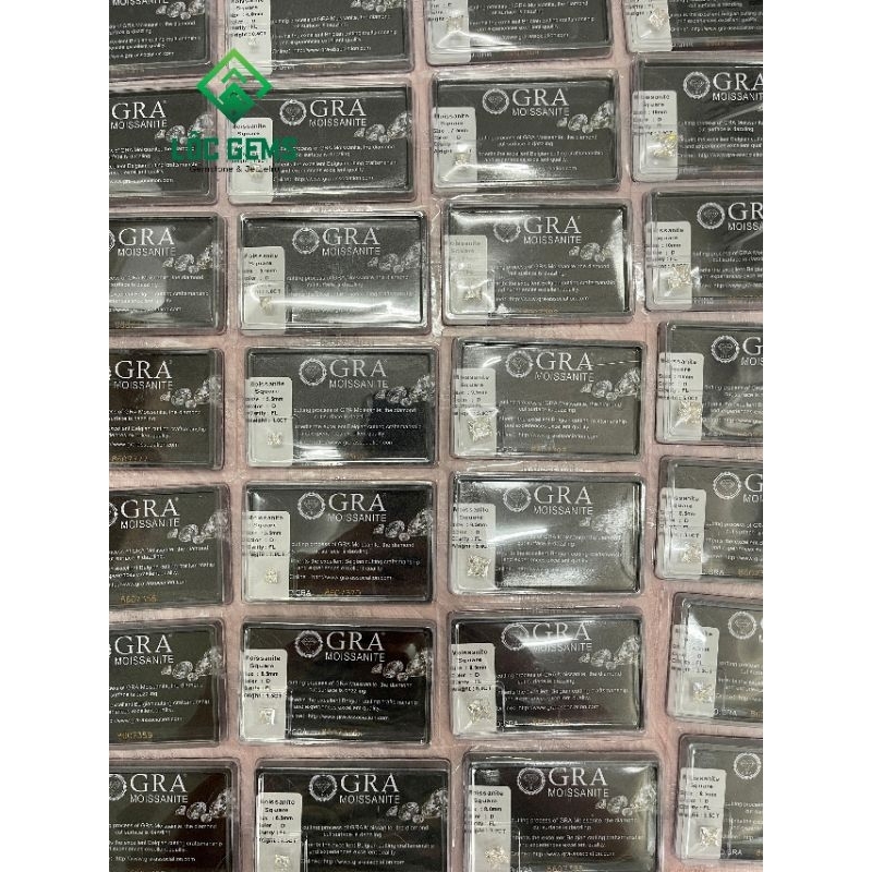 Kim cương Moissanite Hình Vuông  nước D/FL - Giấy kiểm định GRA - Hàng Mỹ USA