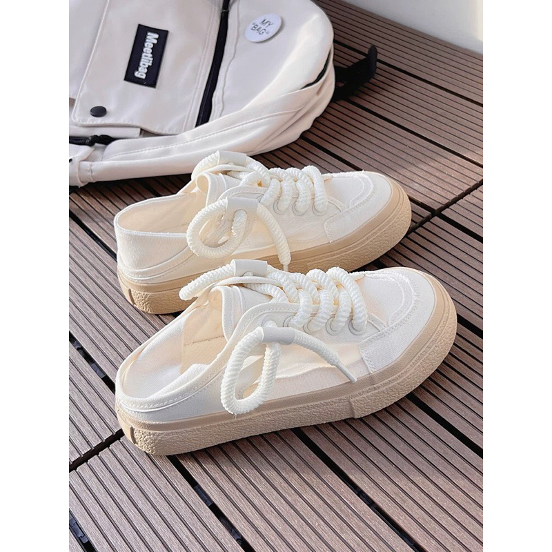 GIÀY THỂ THAO VẢI DÂY THỪNG TRÒN MÃ D8