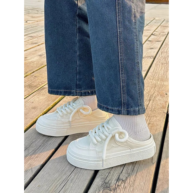 GIÀY THỂ THAO VẢI DÂY THỪNG TRÒN MÃ D8