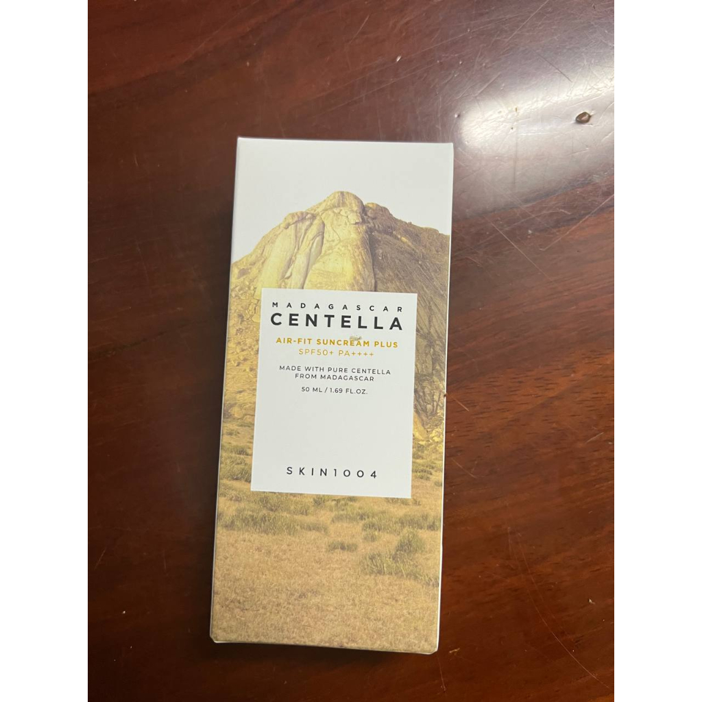 Kem Chống Nắng Skin1004 Cho Da Nhạy Cảm SPF 50+ 50ml