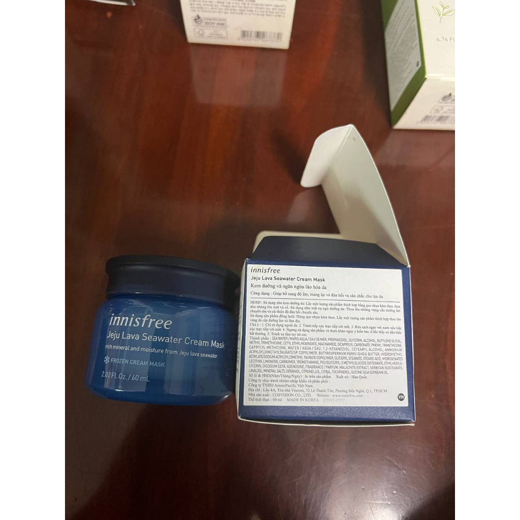 Kem Dưỡng Ẩm Kết Hợp Mặt Nạ Cấp Nước Chuyên Sâu Dành Cho Da Khô Innisfree Jeju Lava Seawater Cream Mask 60ml date 12-202