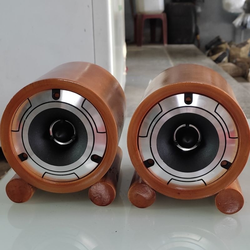 1 đôi loa treble gỗ