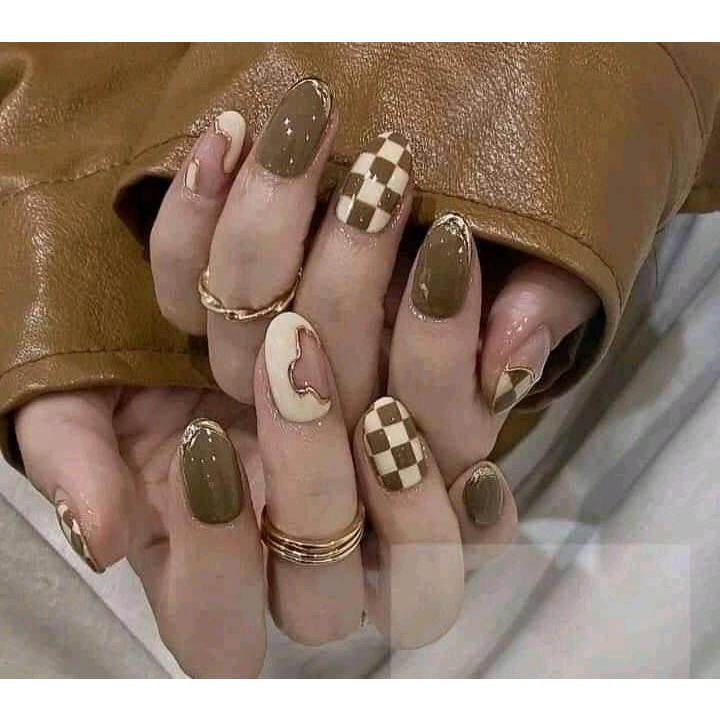 NAILBOX THIẾT KẾ NÂU TÂY VẼ TRÁNG GƯƠNG