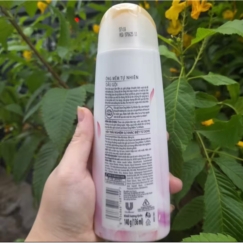 Dầu gội Dove Óng mềm tự nhiên 140g/ Sữa tắm Dove Hoa anh đào 200g