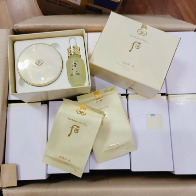 Set Phấn nước ngừa lão hóa The history of Whoo Gongjinhyang Mi Luxury Golden Cushion Glow SPF50+/PA+++