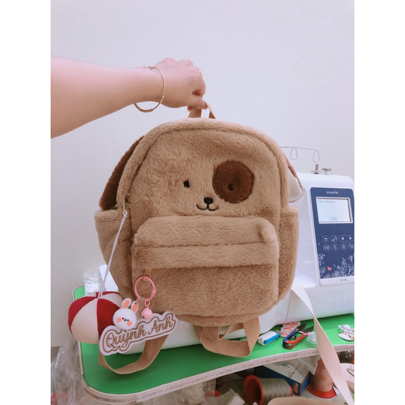 Móc khoá thêu tên cho bé