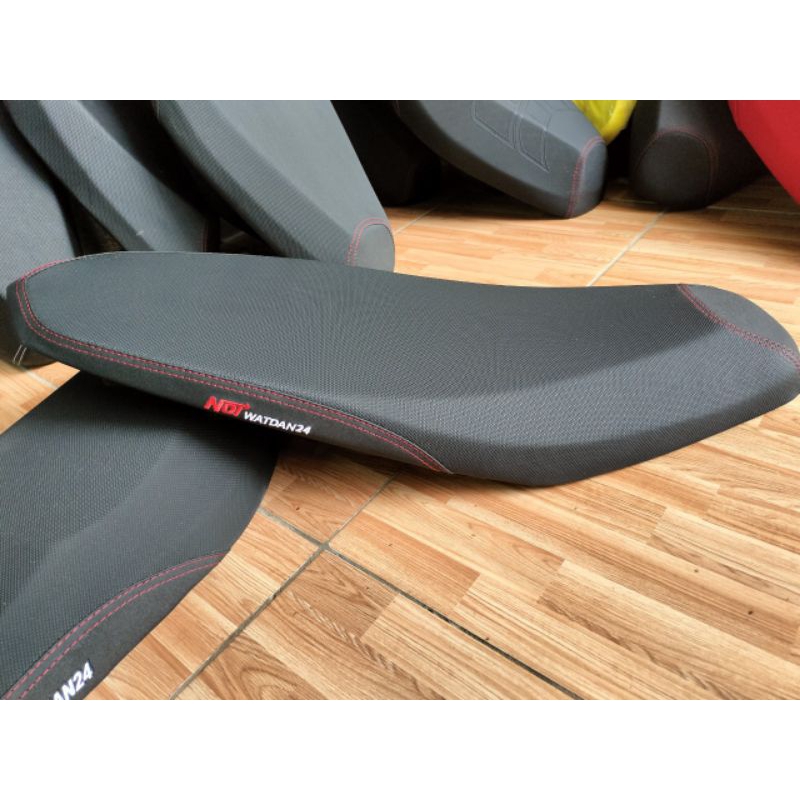 Yên gọt phẳng exciter135/150/winner/sonic/raider+satria