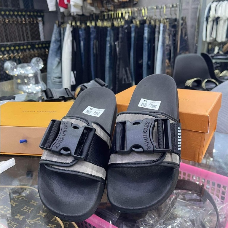 Dép Lê Bbr Kẻ Gắn Khuy Cài Nam Nữ Cháy Phố - Dép Quai Ngang Đế Tăng Chiều Cao Hot 2023