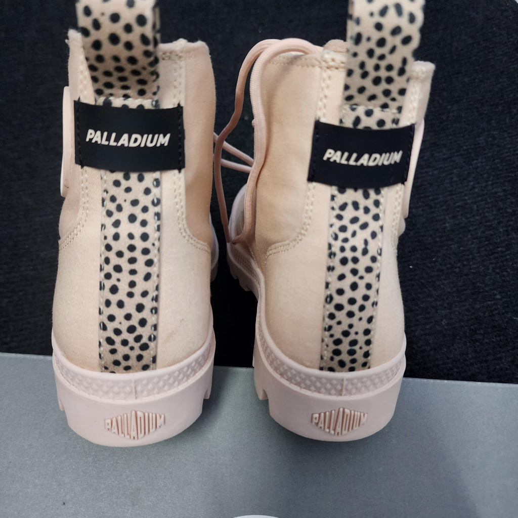 Giày Palladium vải màu Safari mới ra
