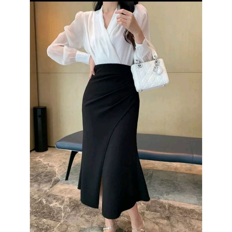 ￼Chân váy đuôi cá Nahi.vn H344 sẻ tà phía trước xu hướng thời trang công sở 2023