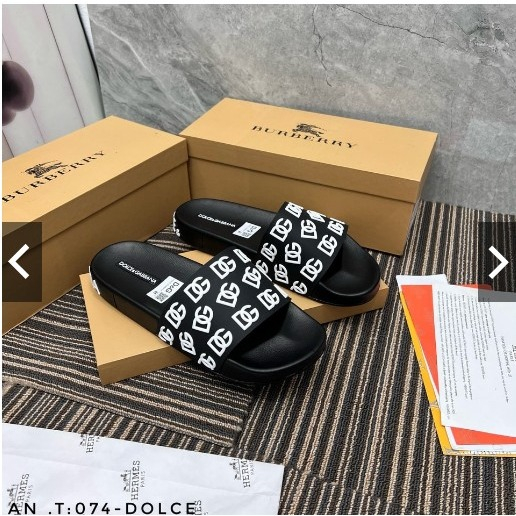 Dép Nam DSQ Khóa Chéo Mẫu Mới Nhất - Dép Quai Ngang DSQ Nam Bền Nhẹ mềm mại hot 2023